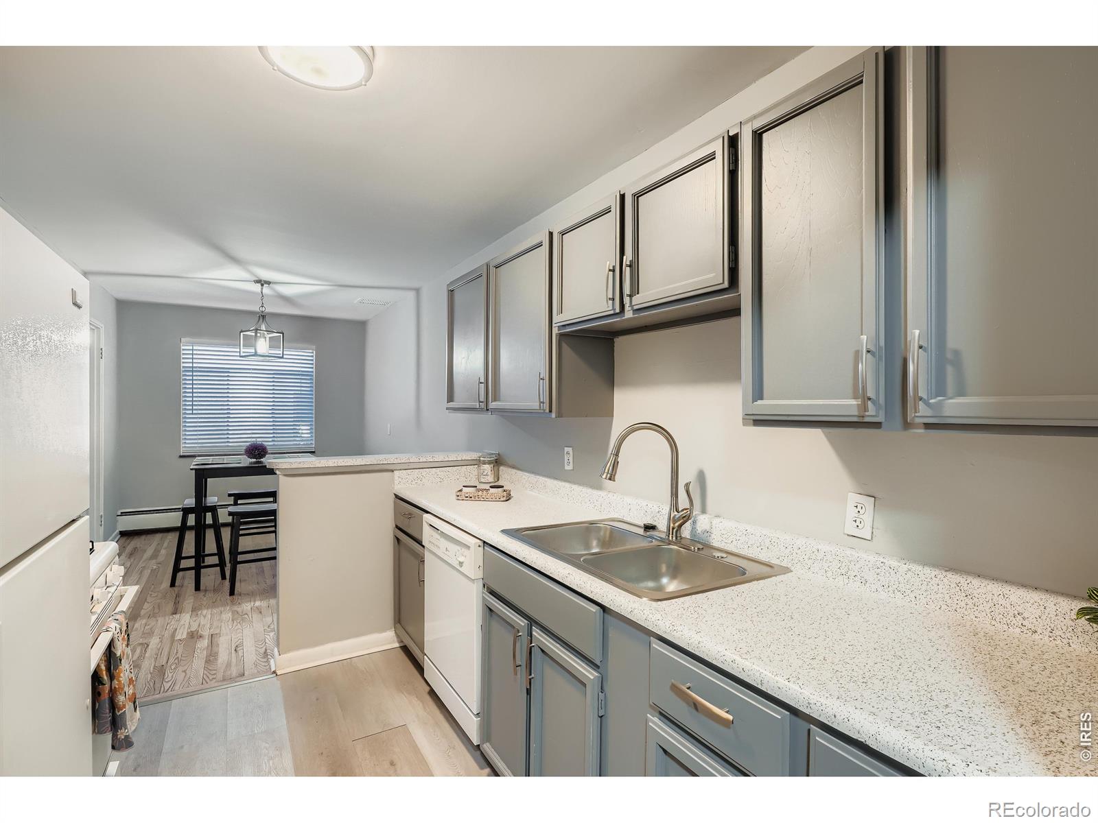 MLS Image #4 for 1375 n williams street 105,denver, Colorado