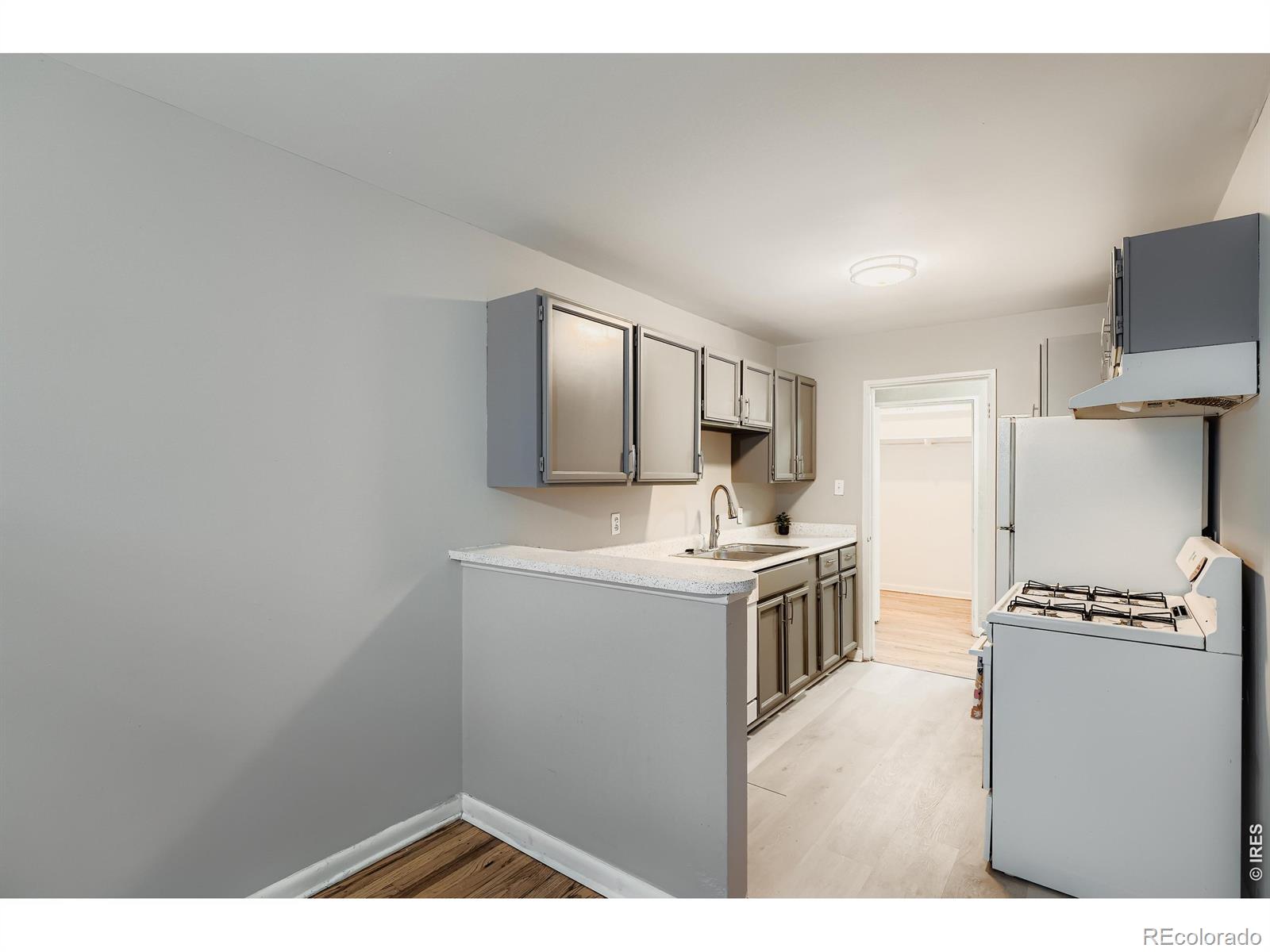 MLS Image #7 for 1375 n williams street 105,denver, Colorado