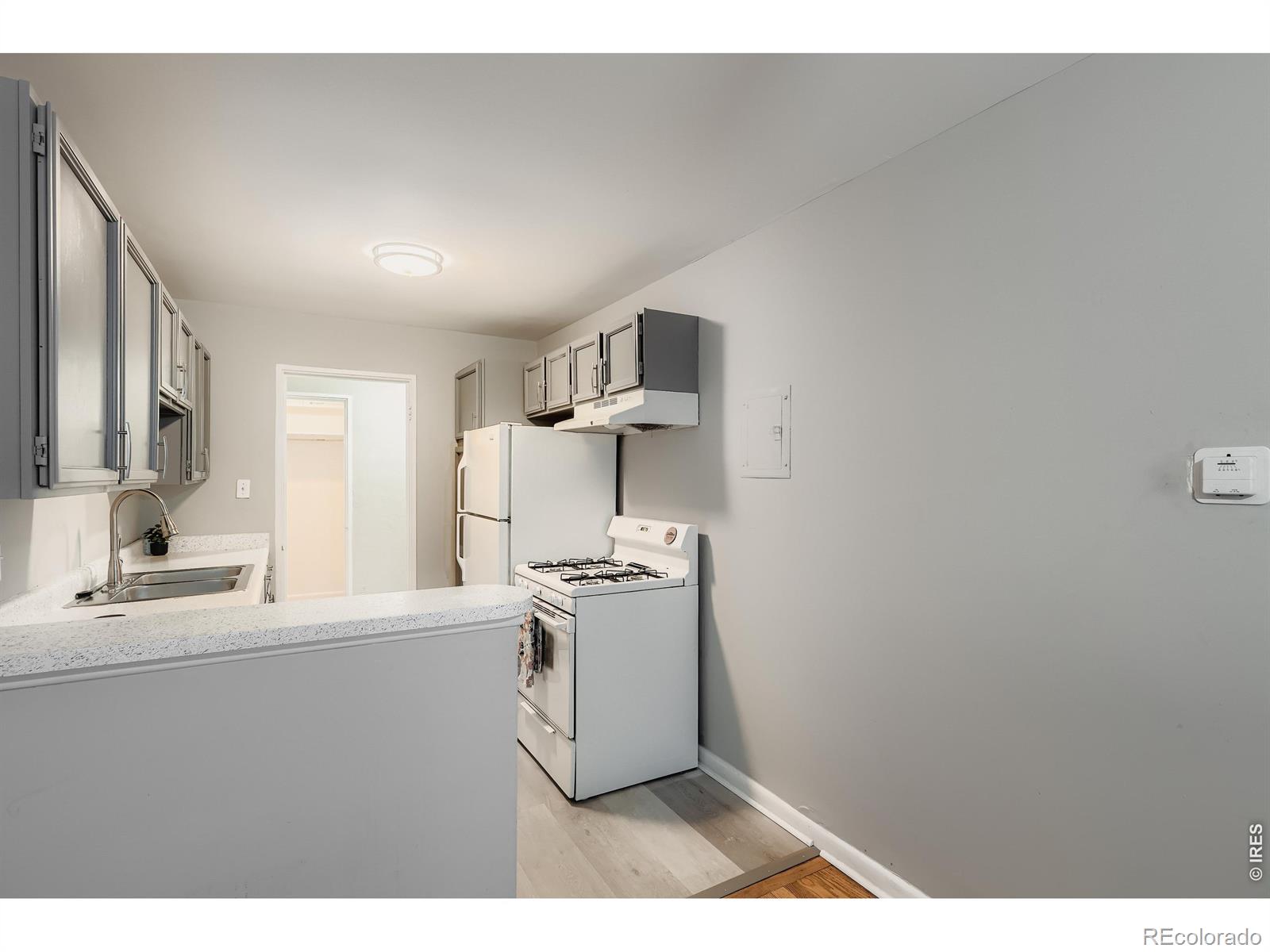 MLS Image #8 for 1375 n williams street 105,denver, Colorado