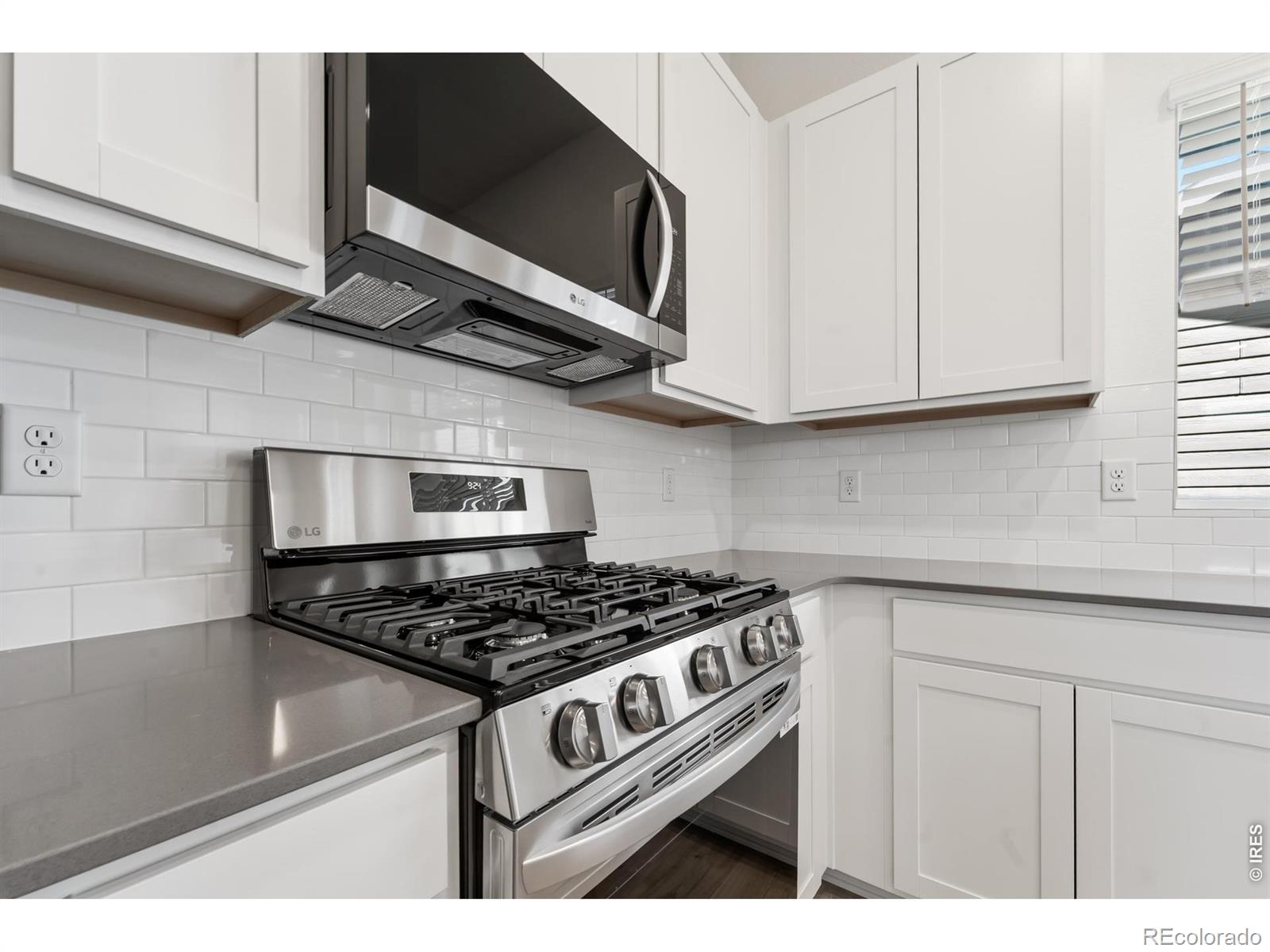 MLS Image #3 for 3905  kenai street,evans, Colorado
