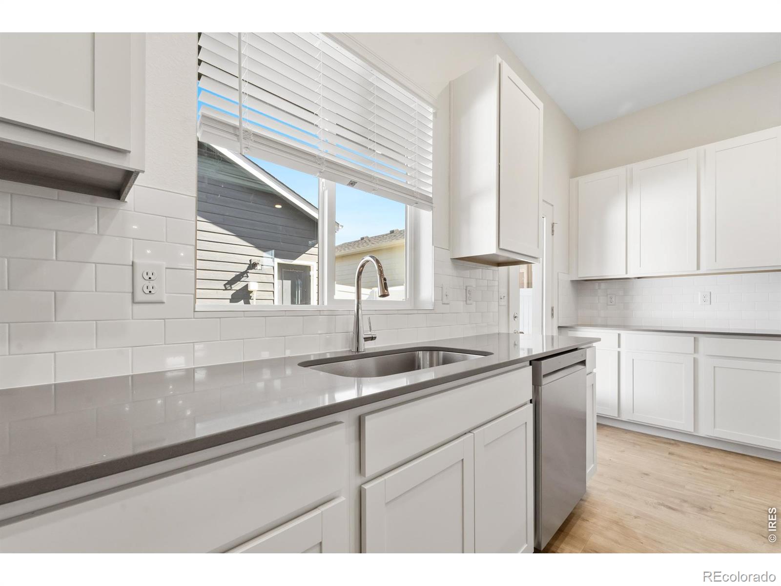 MLS Image #4 for 3905  kenai street,evans, Colorado