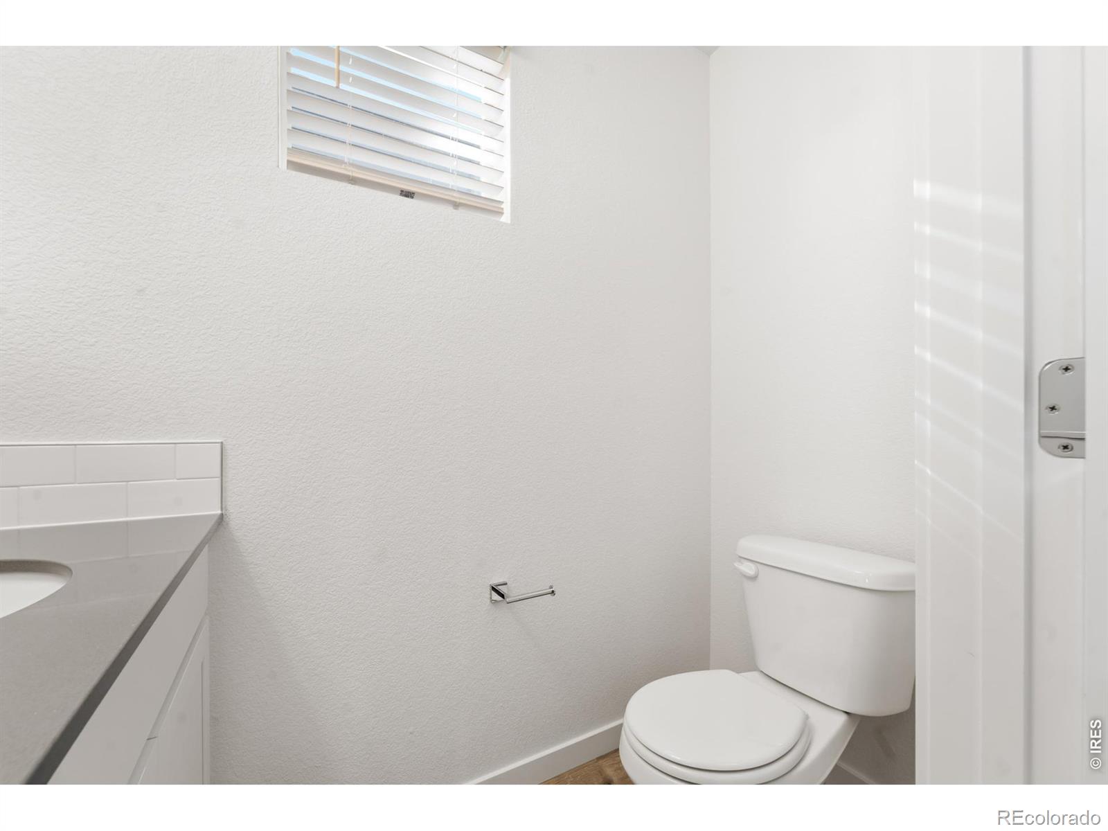MLS Image #5 for 3905  kenai street,evans, Colorado
