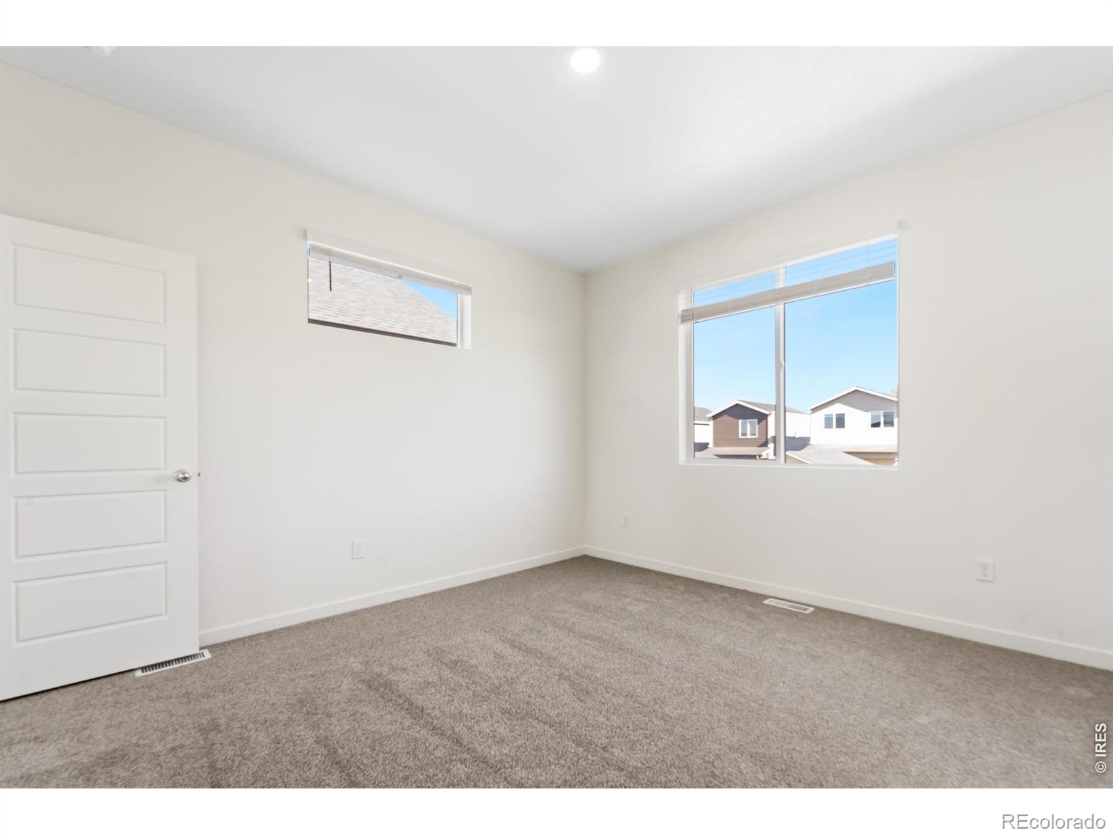 MLS Image #8 for 3905  kenai street,evans, Colorado