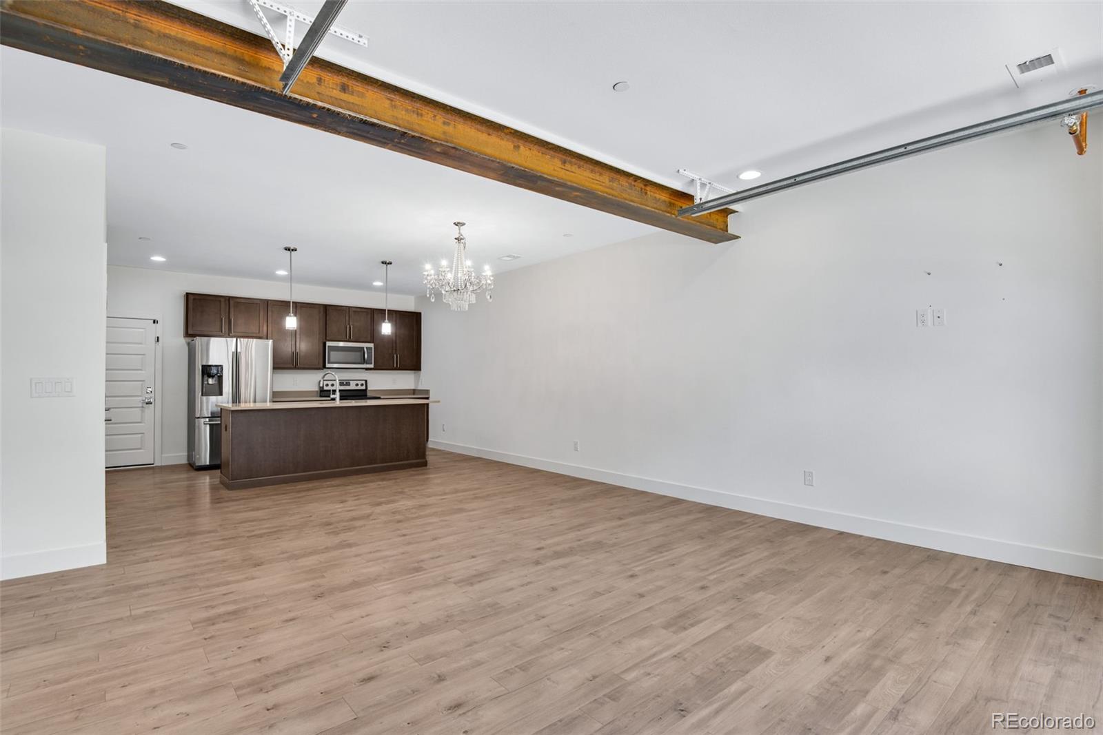 MLS Image #11 for 19570 e sunset circle,aurora, Colorado