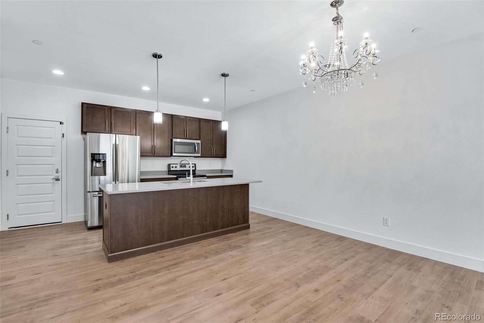 MLS Image #12 for 19570 e sunset circle,aurora, Colorado
