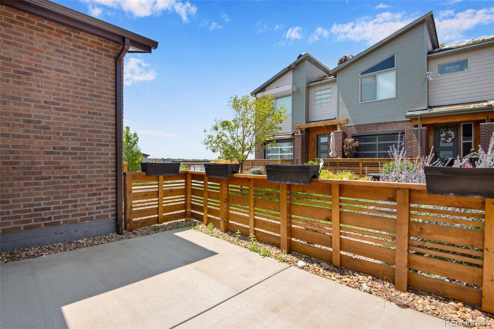 MLS Image #3 for 19570 e sunset circle,aurora, Colorado