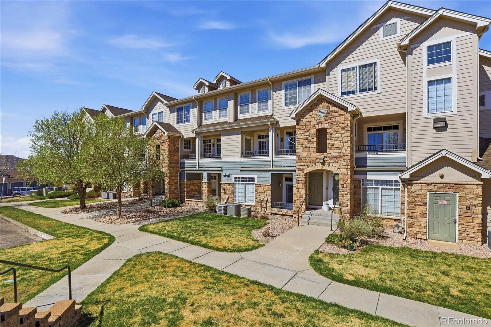 MLS Image #1 for 488  black feather loop 219,castle rock, Colorado