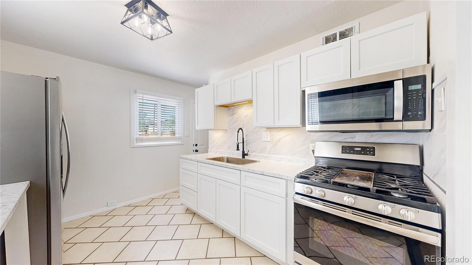 MLS Image #11 for 6107  hudson street,commerce city, Colorado