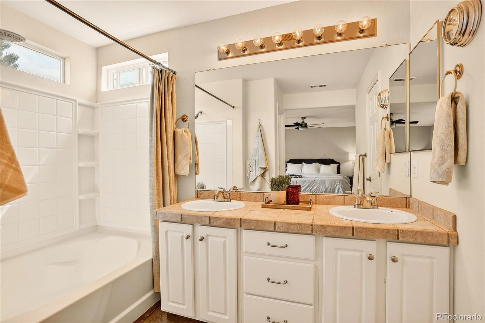MLS Image #15 for 7454 s norfolk street,aurora, Colorado