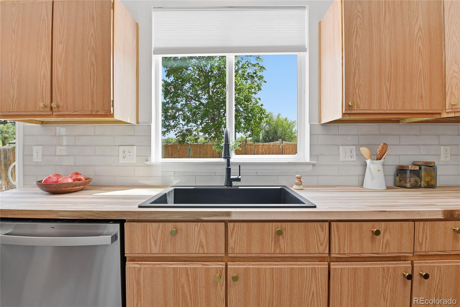 MLS Image #14 for 10640 w girard avenue,lakewood, Colorado