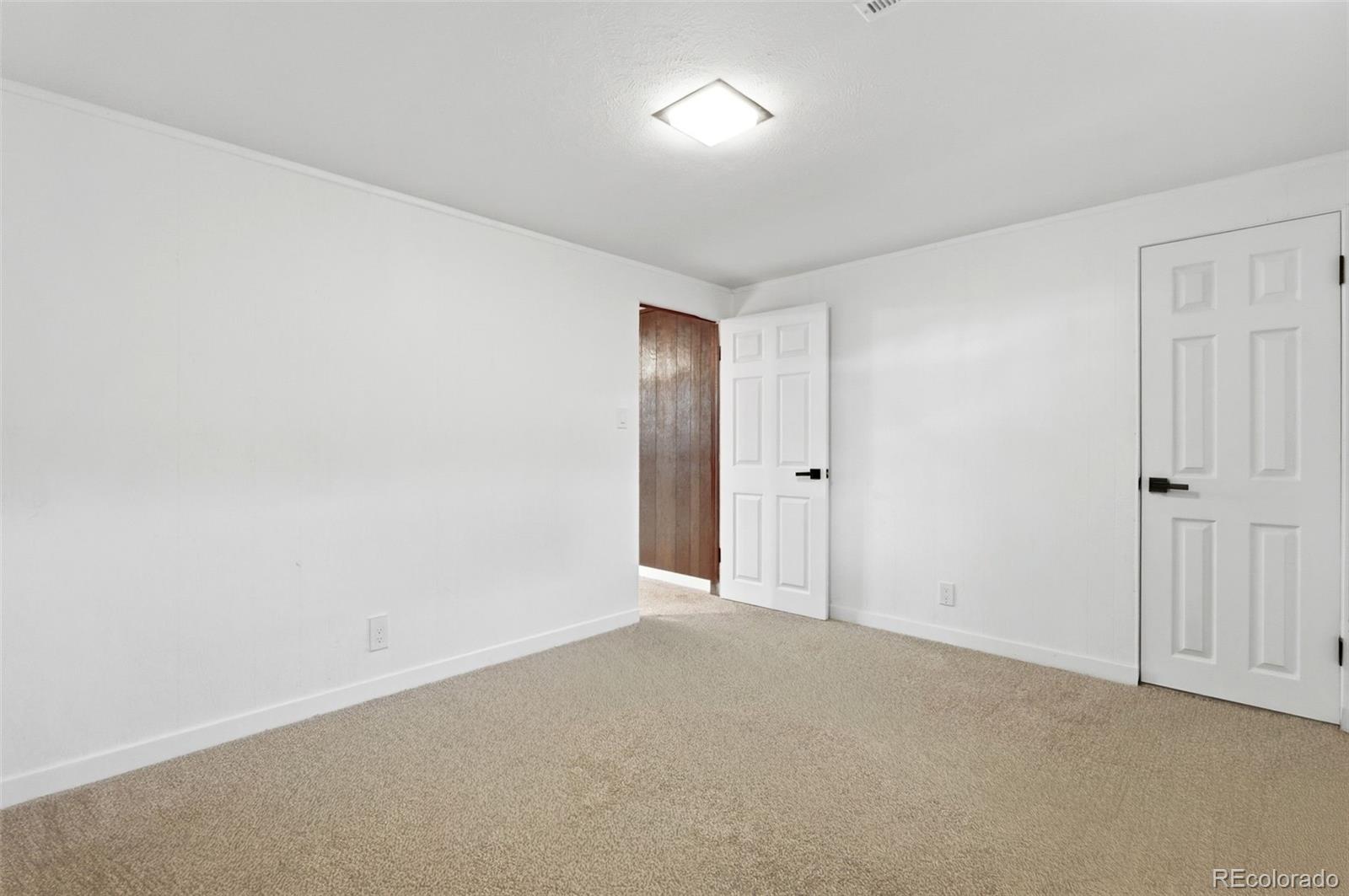 MLS Image #28 for 5080 s delaware street,englewood, Colorado