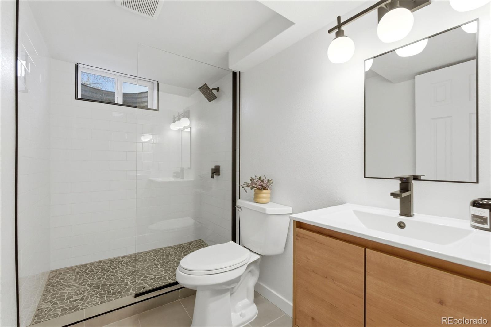 MLS Image #31 for 5080 s delaware street,englewood, Colorado