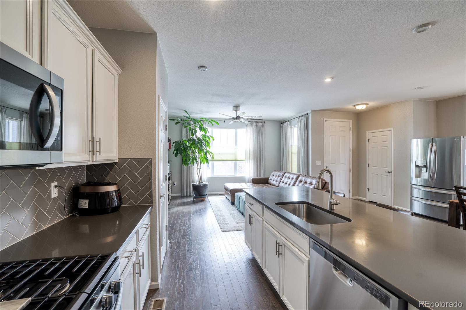 MLS Image #8 for 15909 e otero avenue,englewood, Colorado
