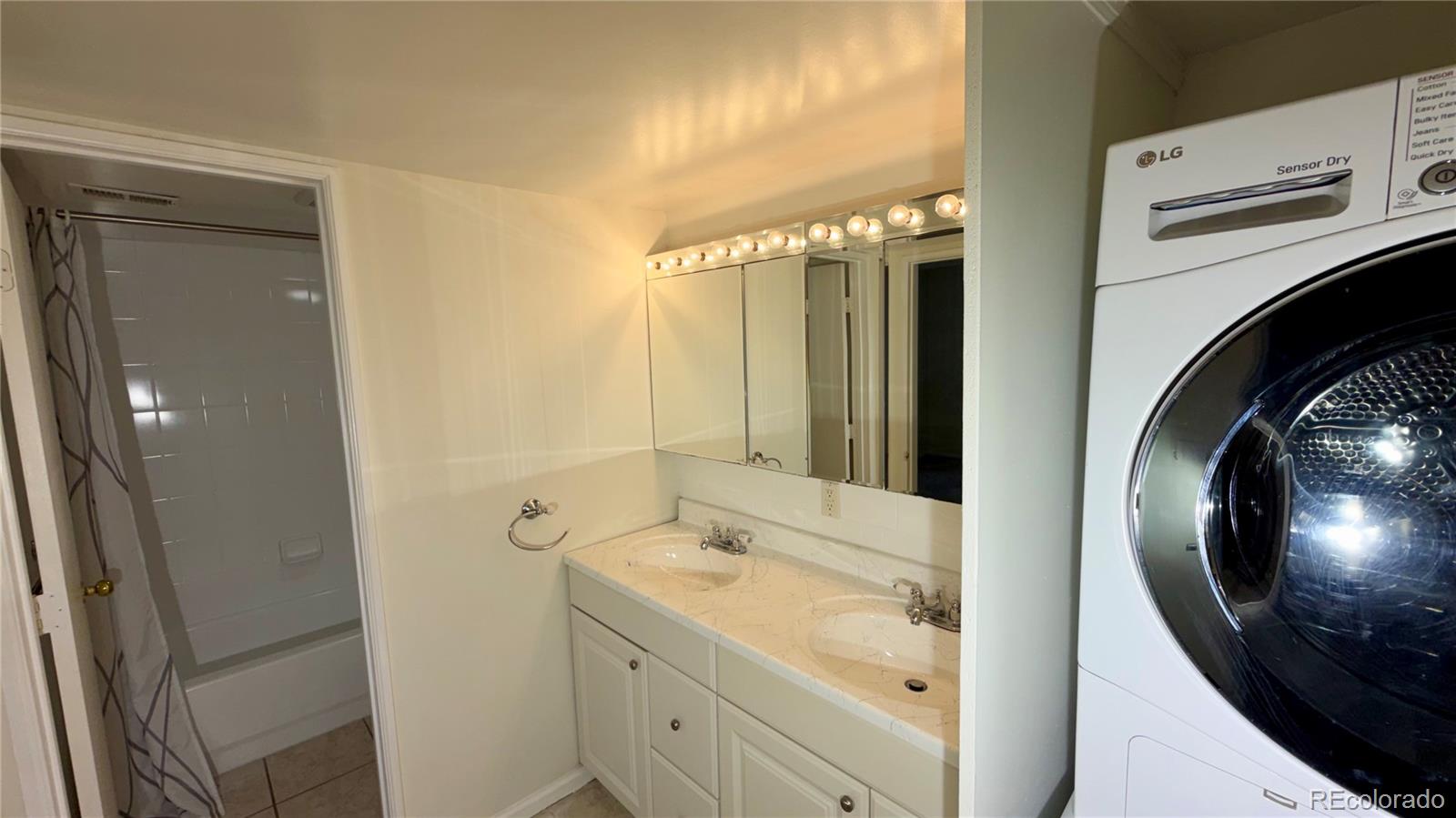 MLS Image #11 for 9725 e harvard avenue,denver, Colorado