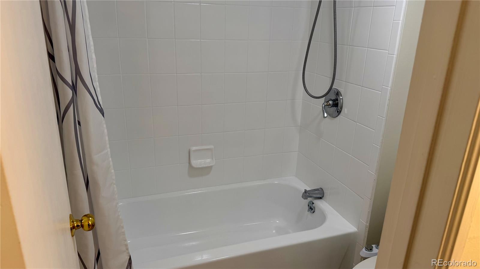 MLS Image #9 for 9725 e harvard avenue,denver, Colorado
