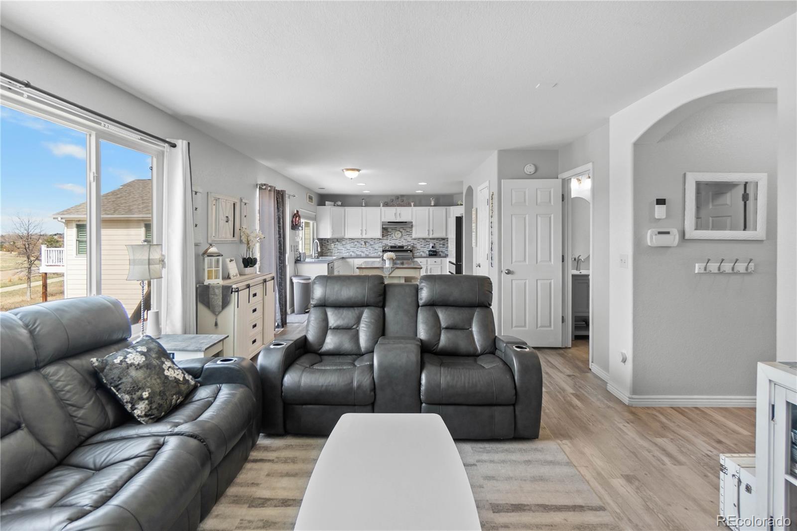 MLS Image #16 for 2779 s waco way,aurora, Colorado