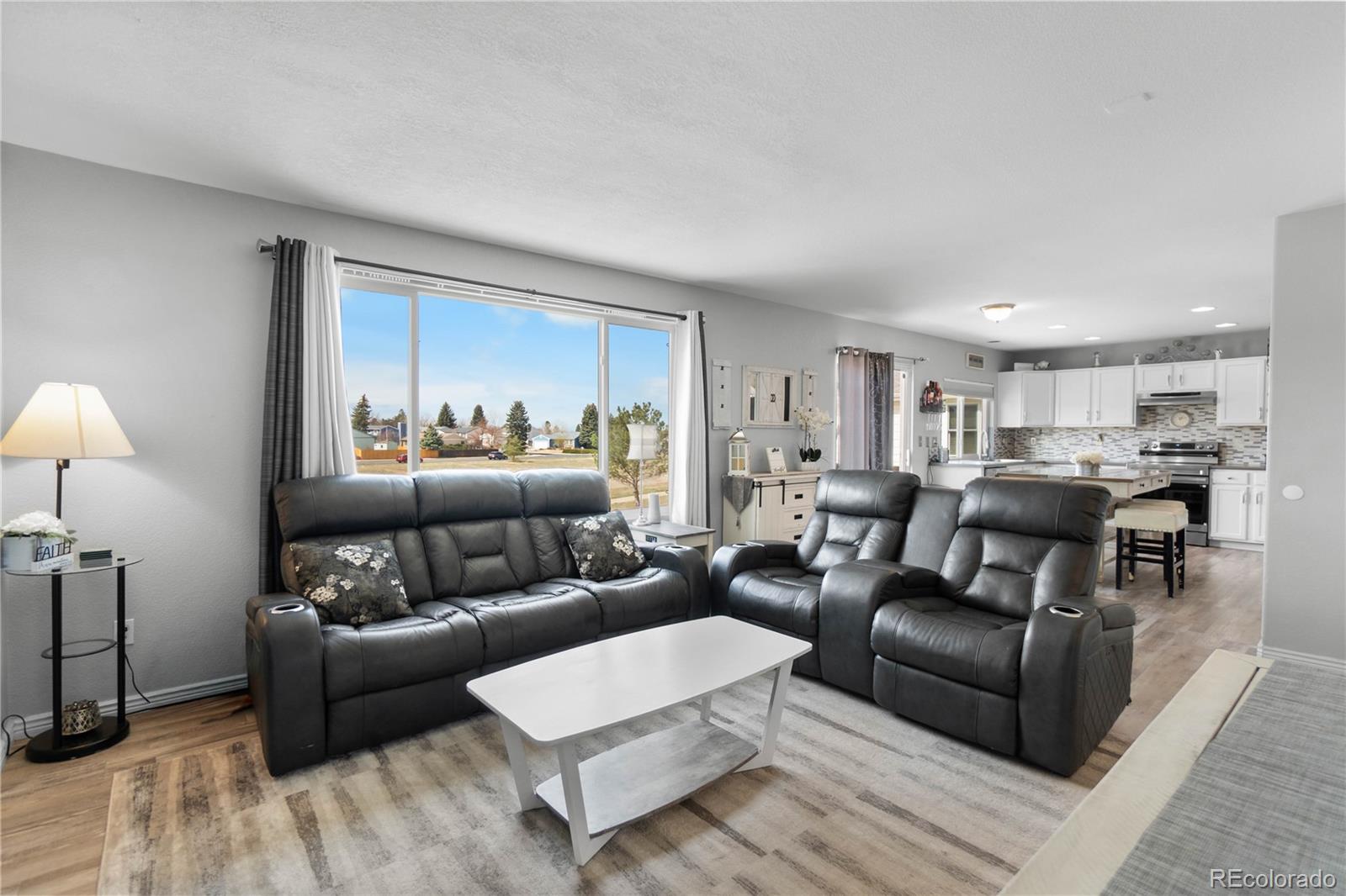 MLS Image #17 for 2779 s waco way,aurora, Colorado