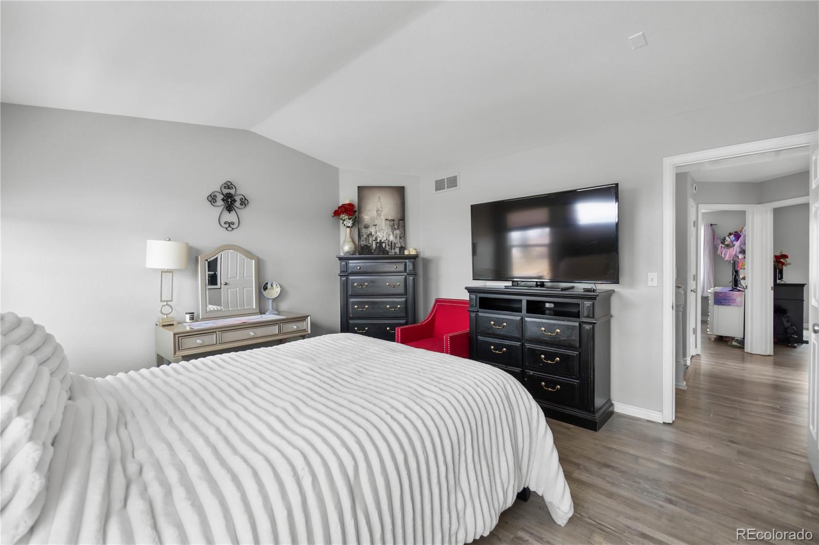 MLS Image #25 for 2779 s waco way,aurora, Colorado