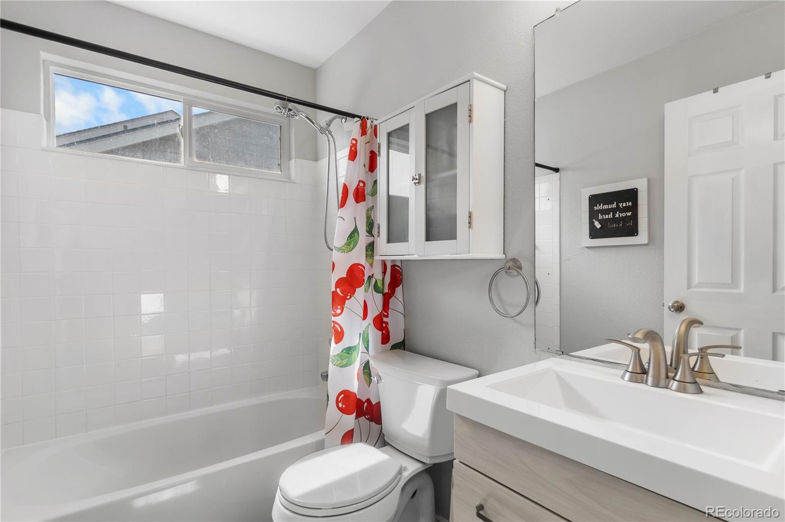 MLS Image #29 for 2779 s waco way,aurora, Colorado