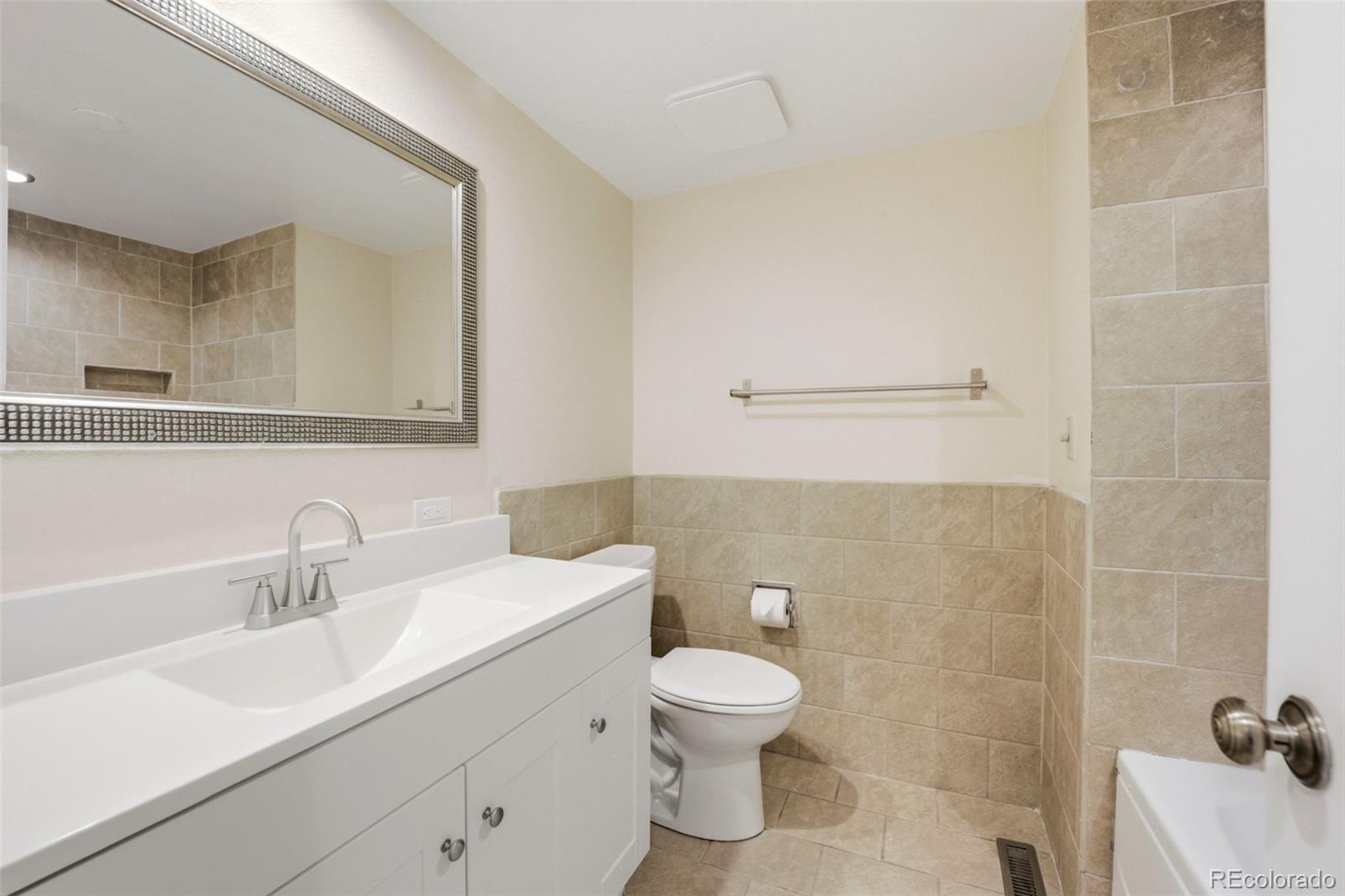 MLS Image #14 for 6014 s kingston circle,englewood, Colorado