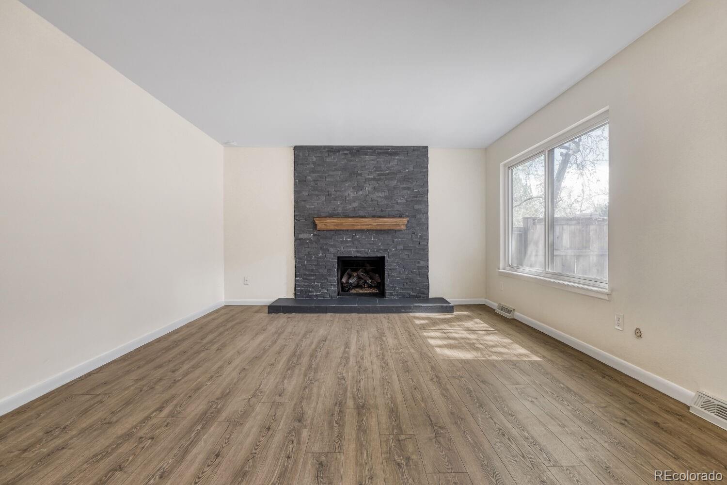 MLS Image #17 for 1231 s yosemite way,denver, Colorado