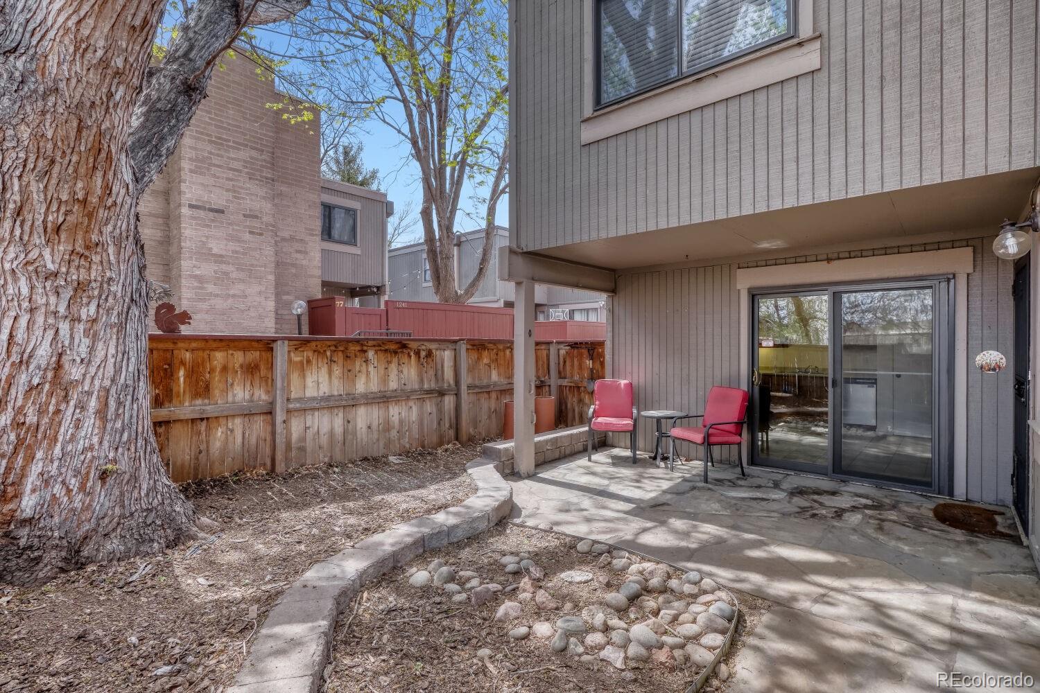 MLS Image #24 for 1231 s yosemite way,denver, Colorado