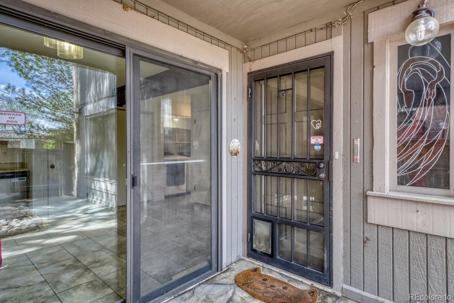 MLS Image #27 for 1231 s yosemite way,denver, Colorado