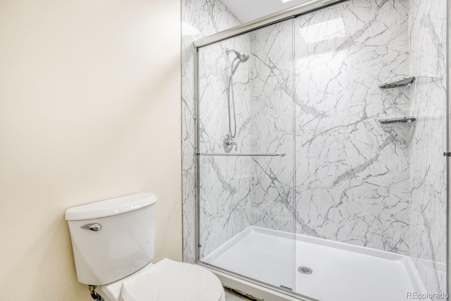 MLS Image #9 for 1231 s yosemite way,denver, Colorado