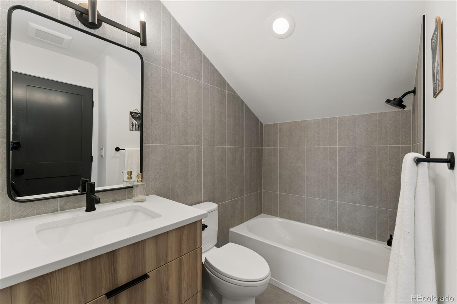 MLS Image #31 for 1231  garfield street,denver, Colorado