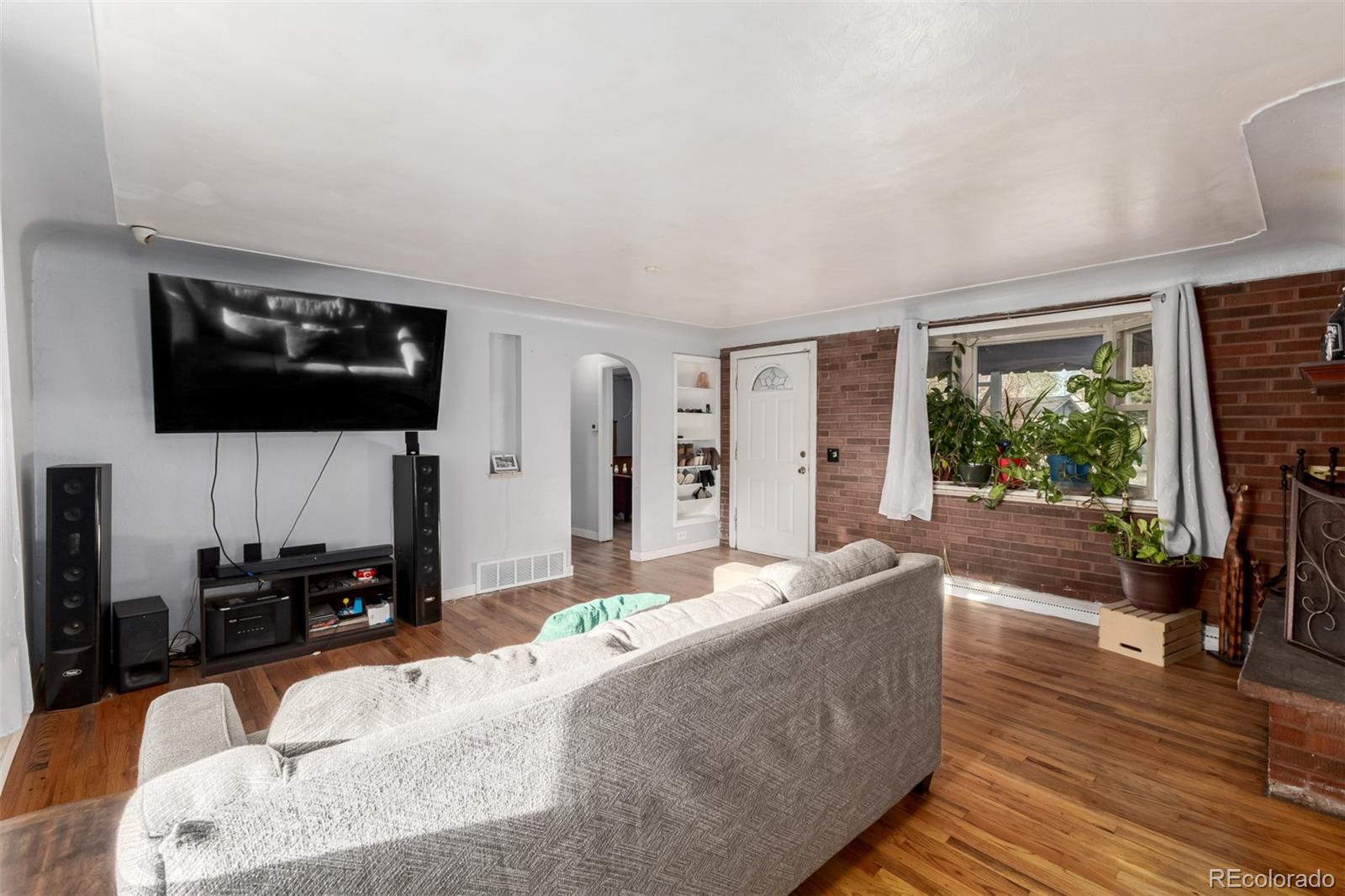 MLS Image #5 for 5637  wyandot street,denver, Colorado