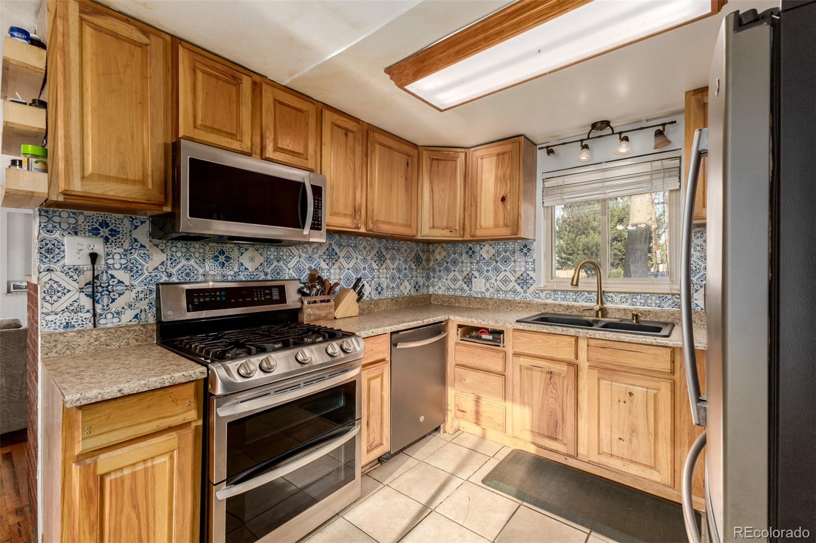 MLS Image #9 for 5637  wyandot street,denver, Colorado