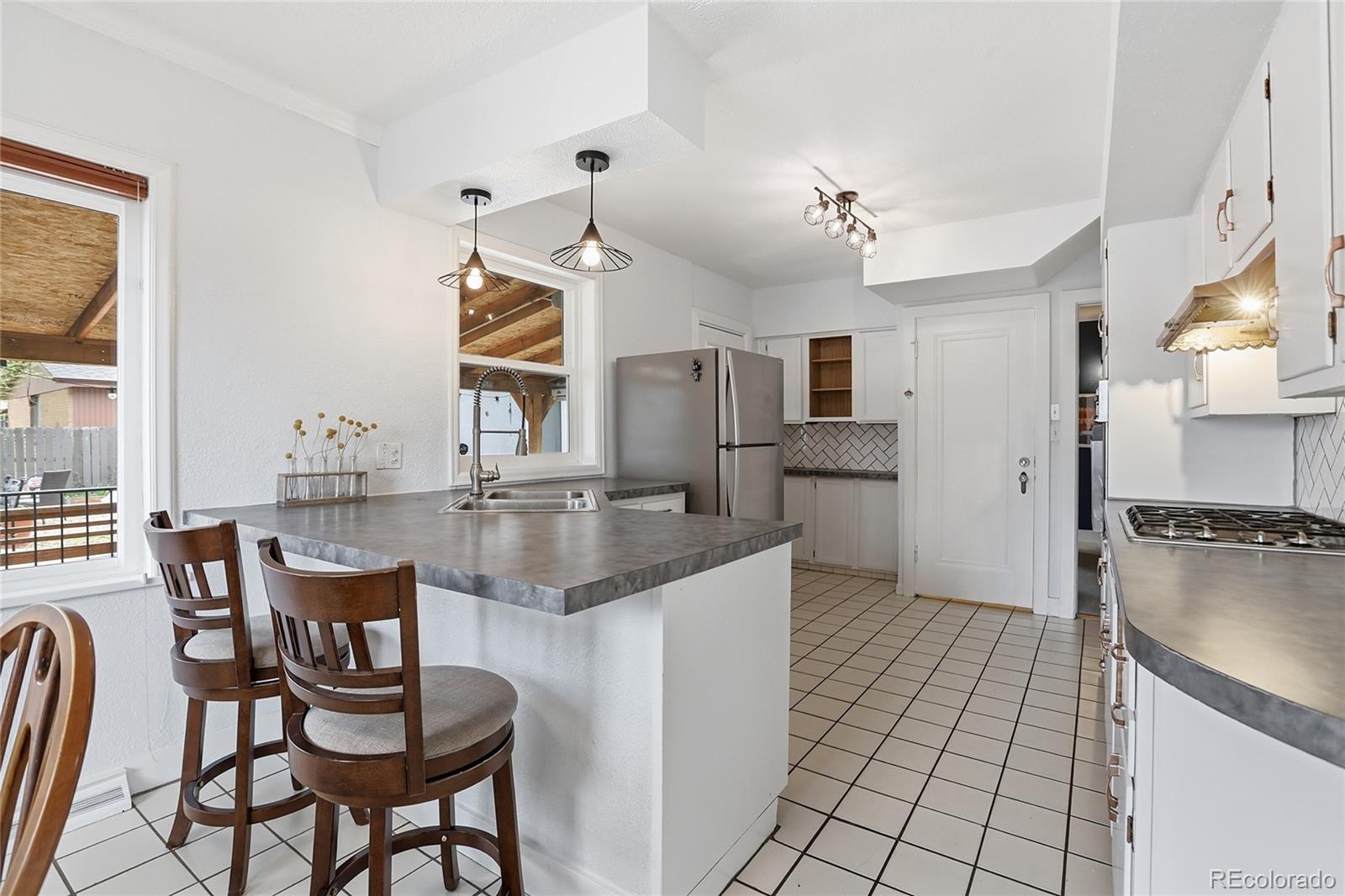 MLS Image #16 for 1810 w exposition avenue,denver, Colorado