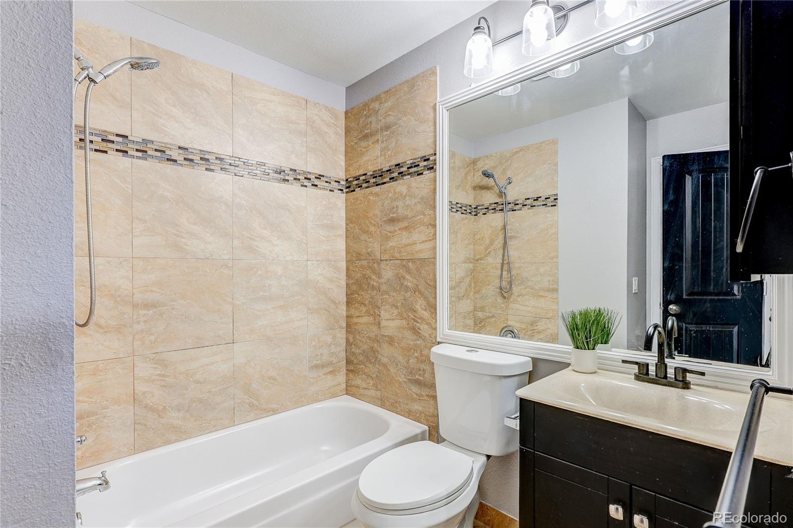 MLS Image #11 for 10494 w dartmouth avenue,lakewood, Colorado