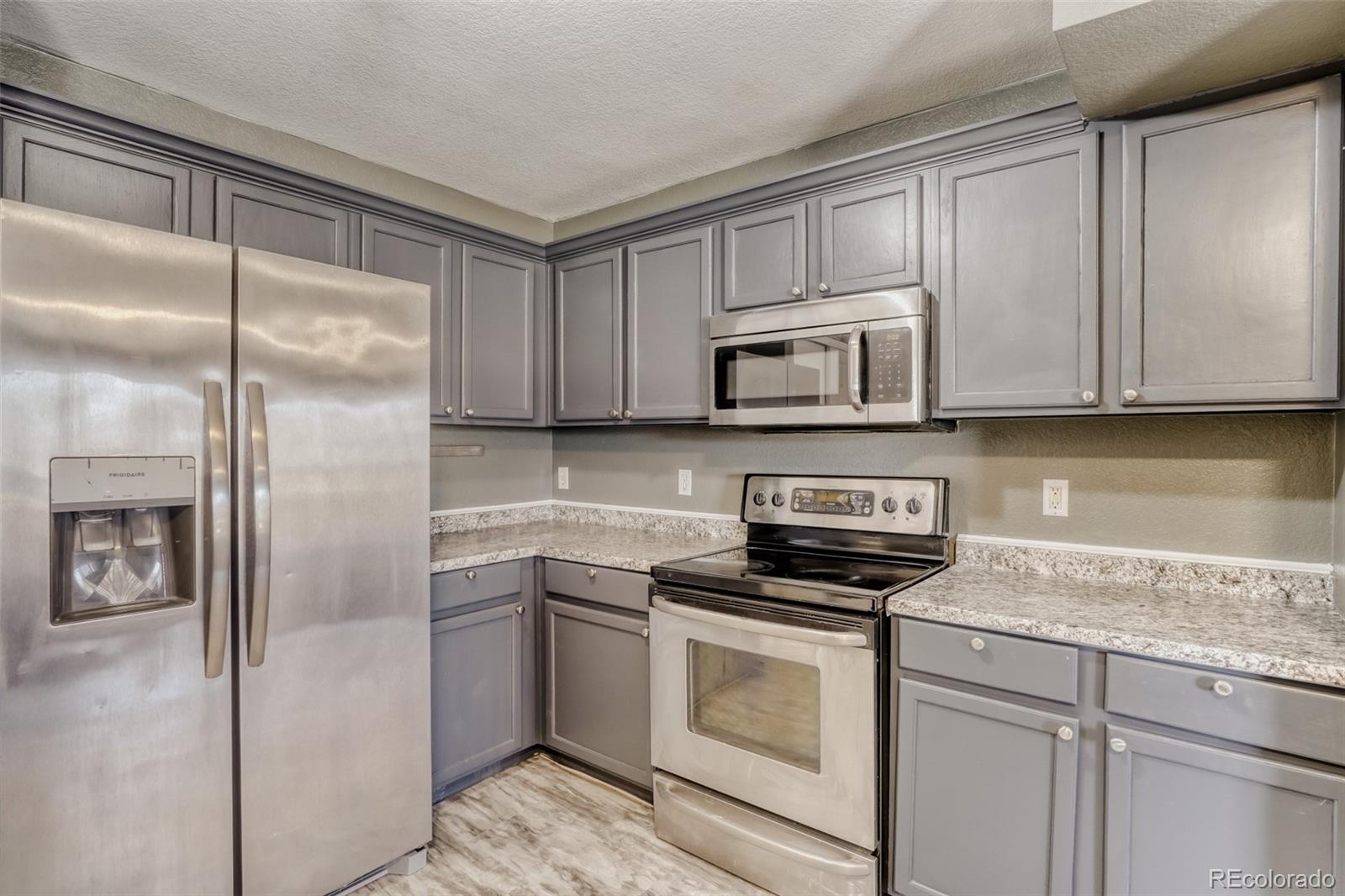 MLS Image #11 for 1179 s waco street e,aurora, Colorado