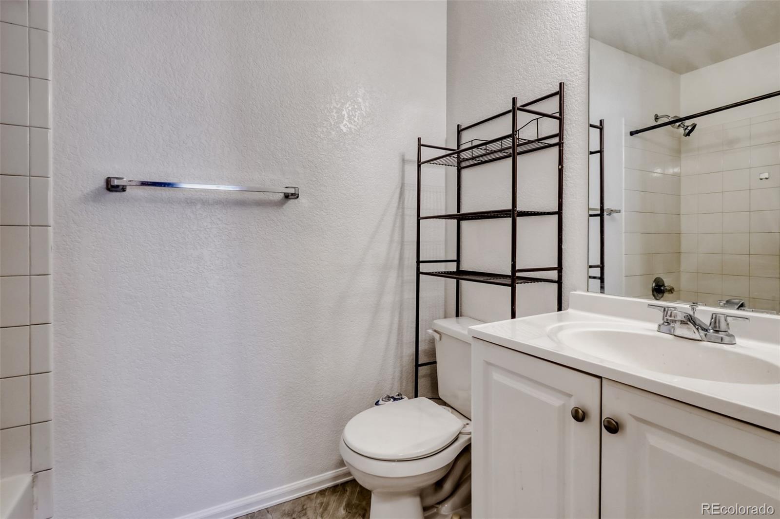 MLS Image #18 for 1179 s waco street e,aurora, Colorado
