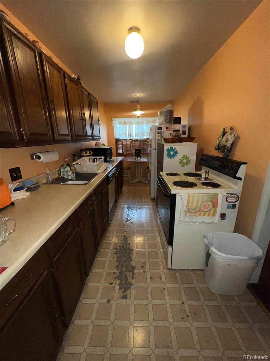MLS Image #12 for 2981 s dahlia street,denver, Colorado