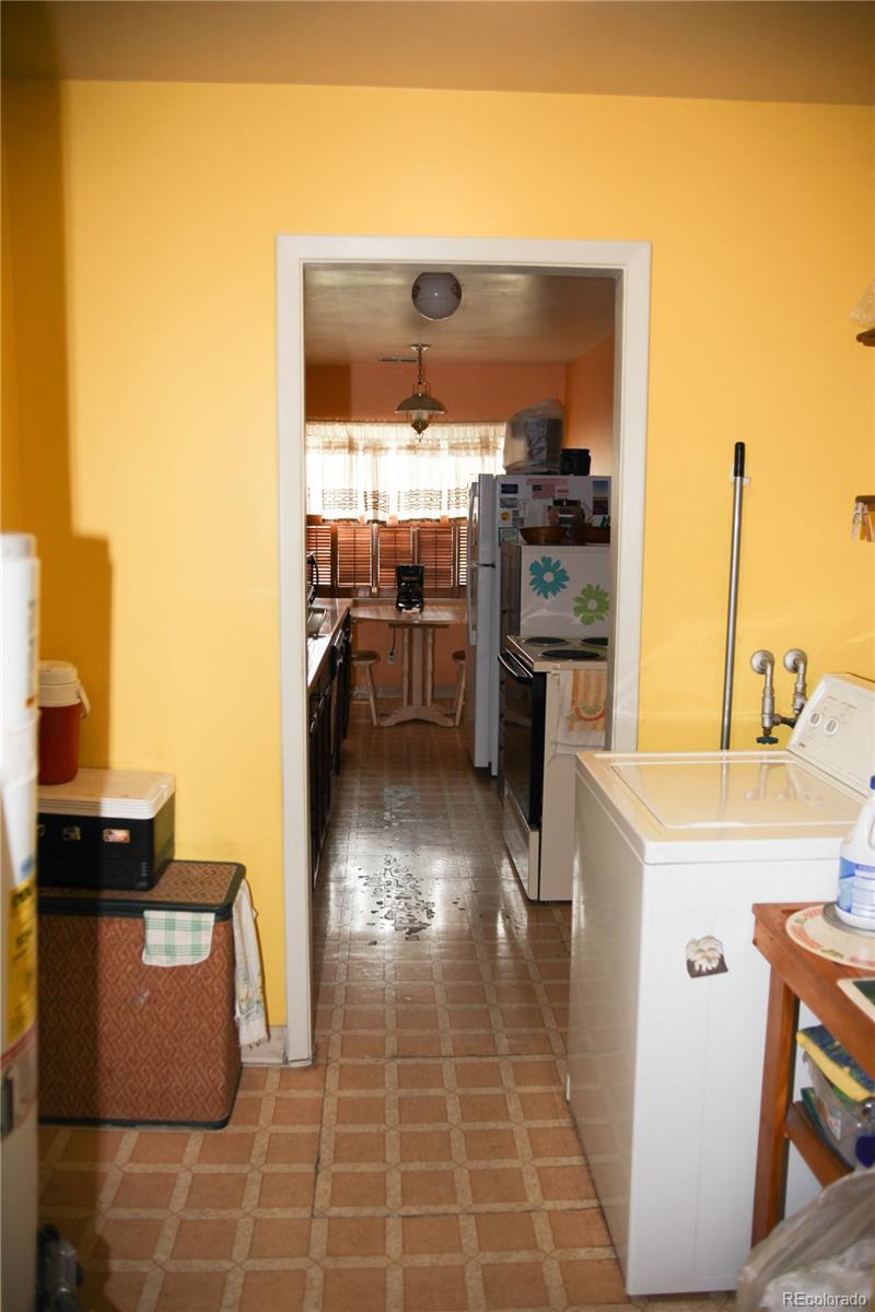 MLS Image #7 for 2981 s dahlia street,denver, Colorado