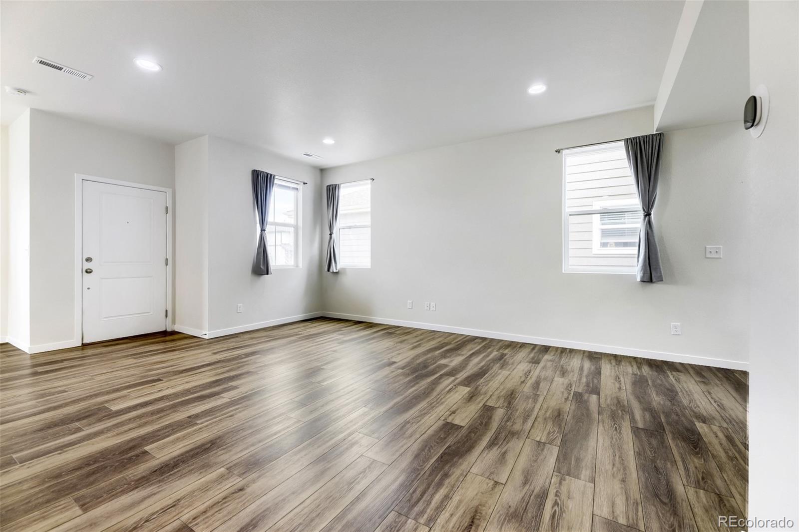 MLS Image #2 for 28435 e 8th avenue,watkins, Colorado
