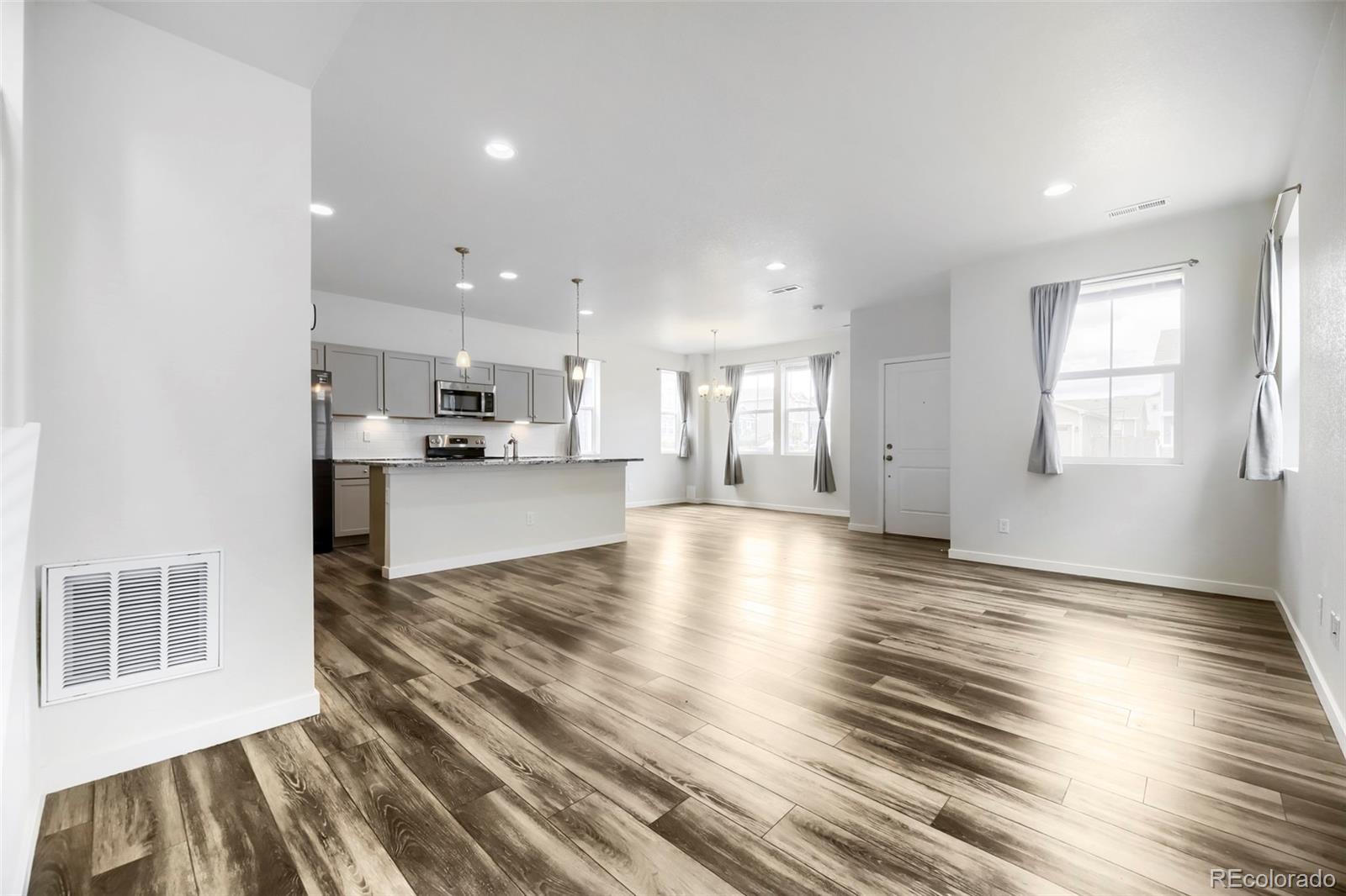 MLS Image #7 for 28435 e 8th avenue,watkins, Colorado