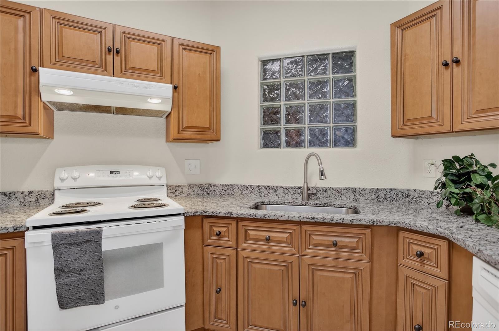 MLS Image #3 for 1631 w canal circle,littleton, Colorado