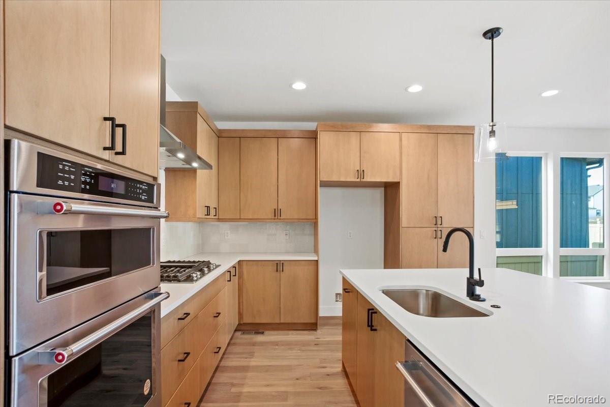 MLS Image #11 for 5604  grandville avenue,longmont, Colorado