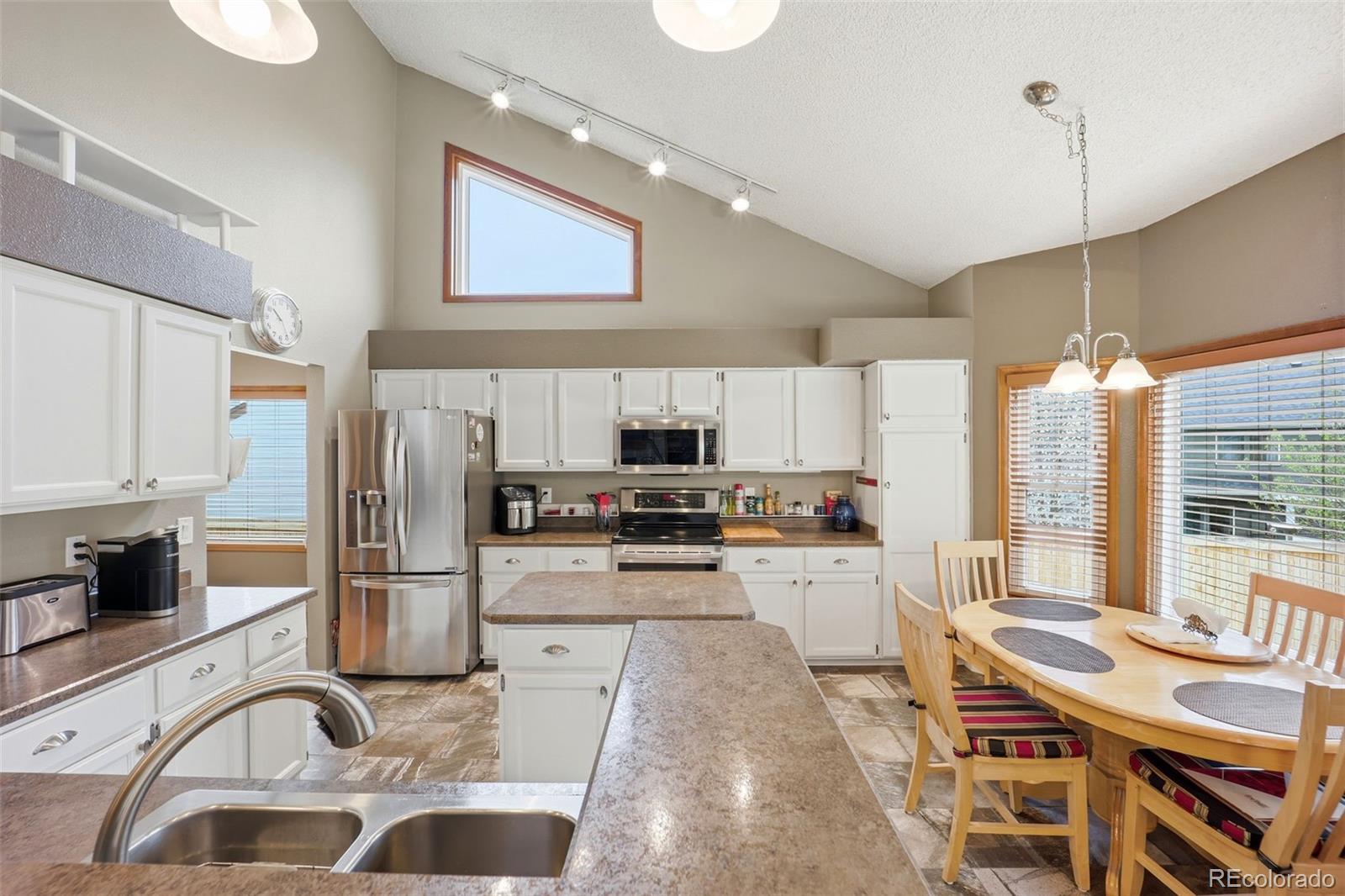 MLS Image #12 for 9342  cornell circle,highlands ranch, Colorado