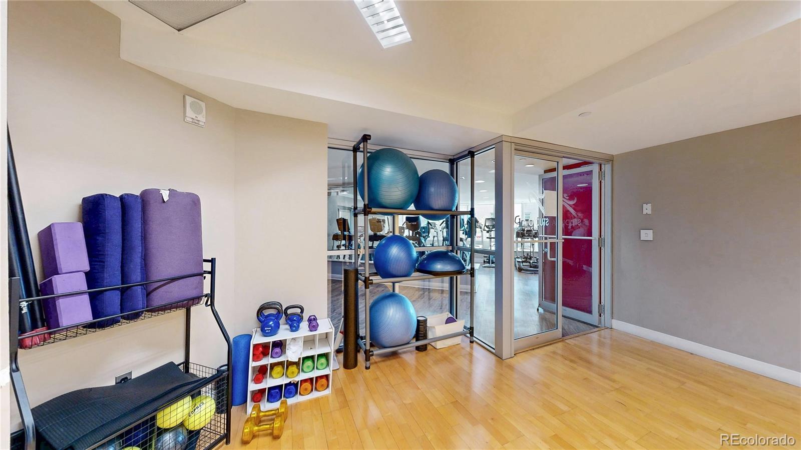 MLS Image #20 for 1700  bassett street 704,denver, Colorado