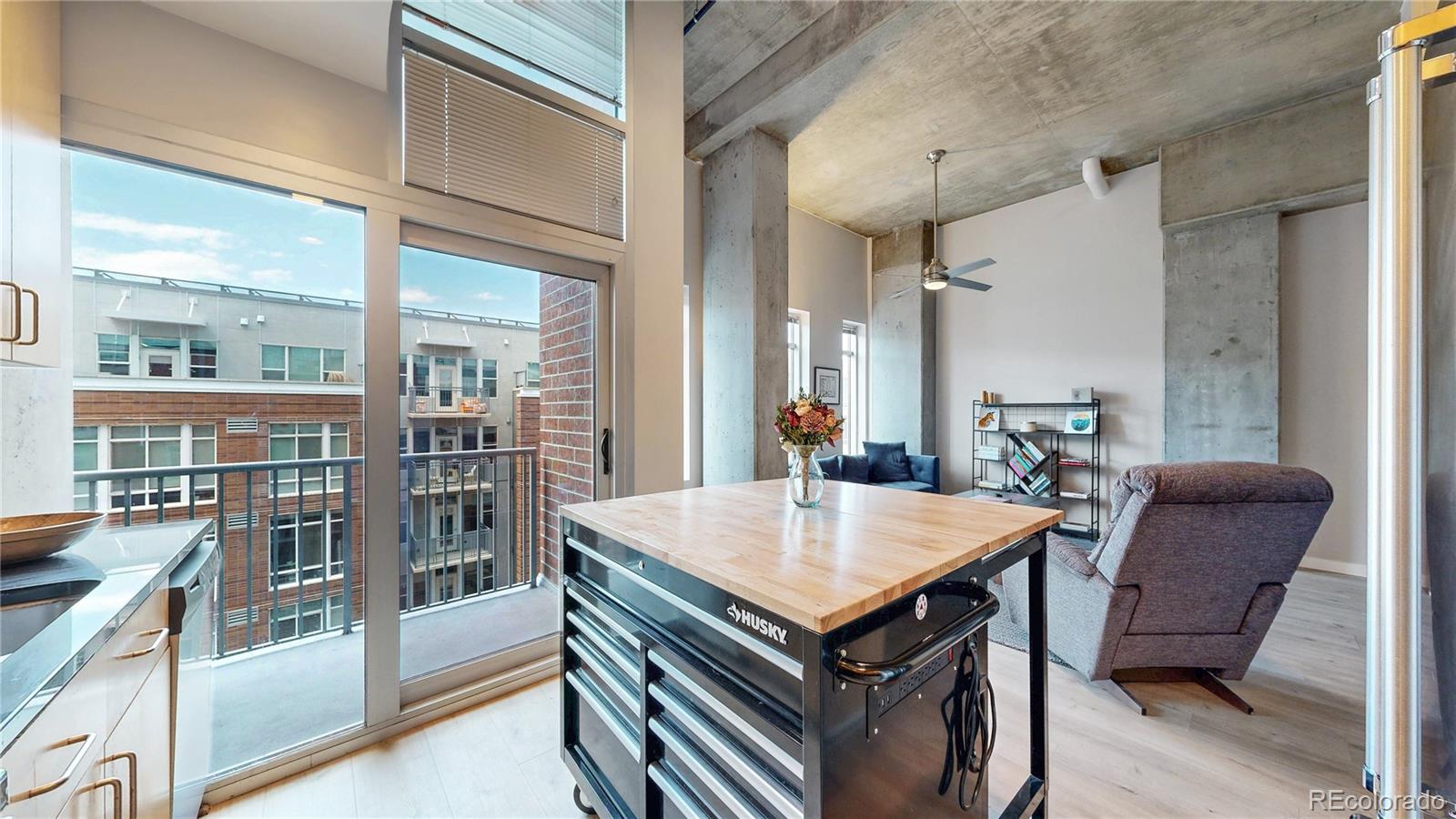 MLS Image #7 for 1700  bassett street 704,denver, Colorado