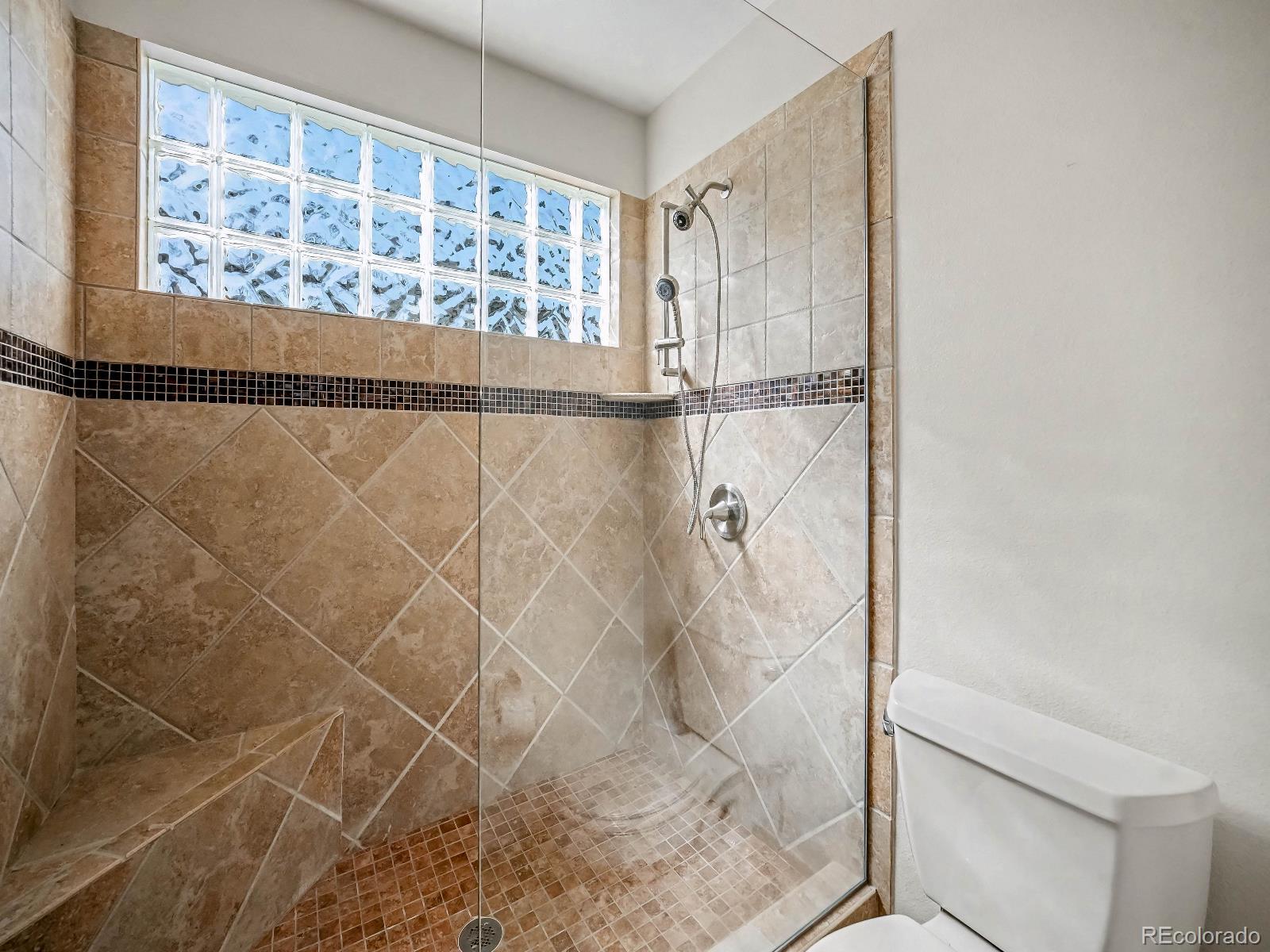 MLS Image #18 for 2058 e phillips place,centennial, Colorado