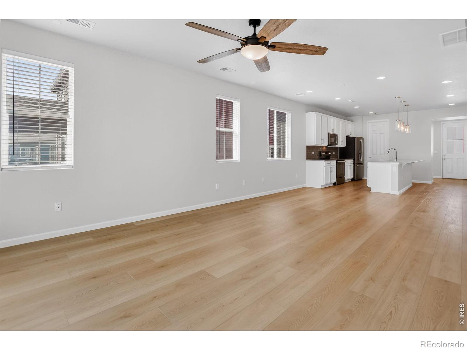 MLS Image #22 for 26984 e archer avenue,aurora, Colorado
