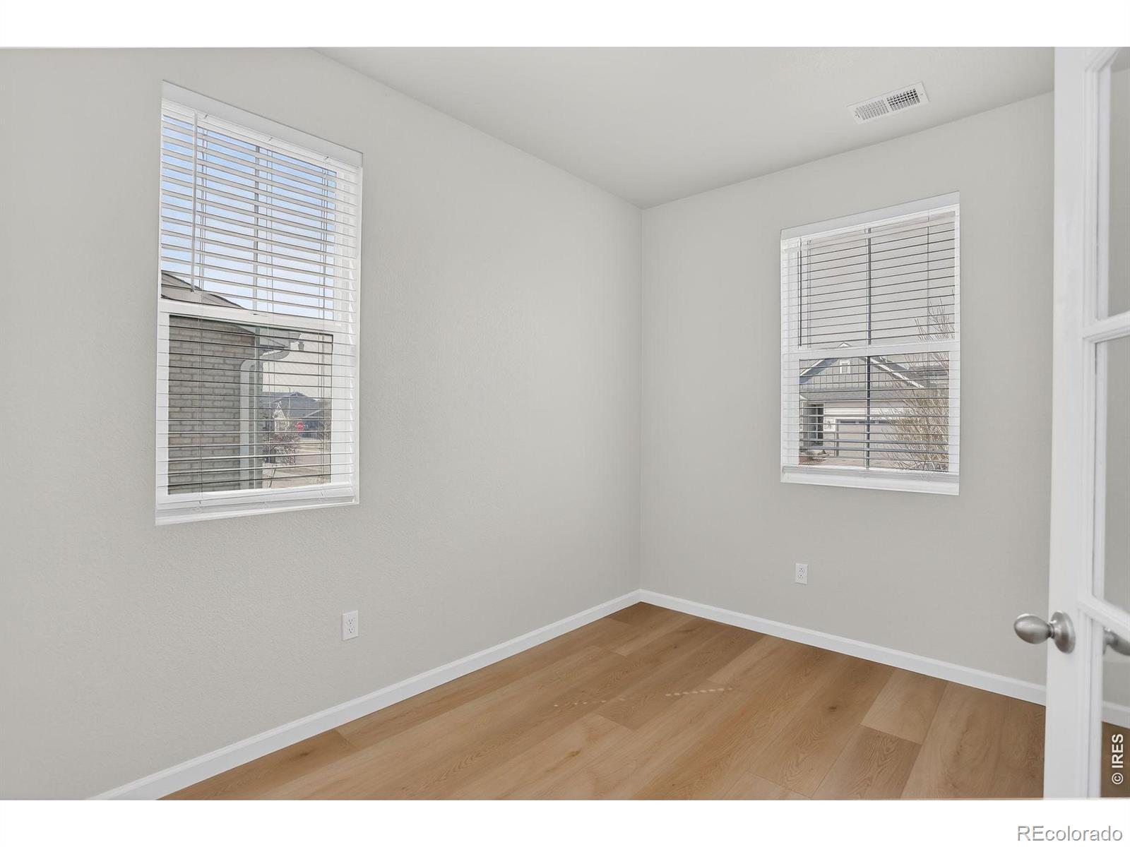 MLS Image #6 for 26984 e archer avenue,aurora, Colorado