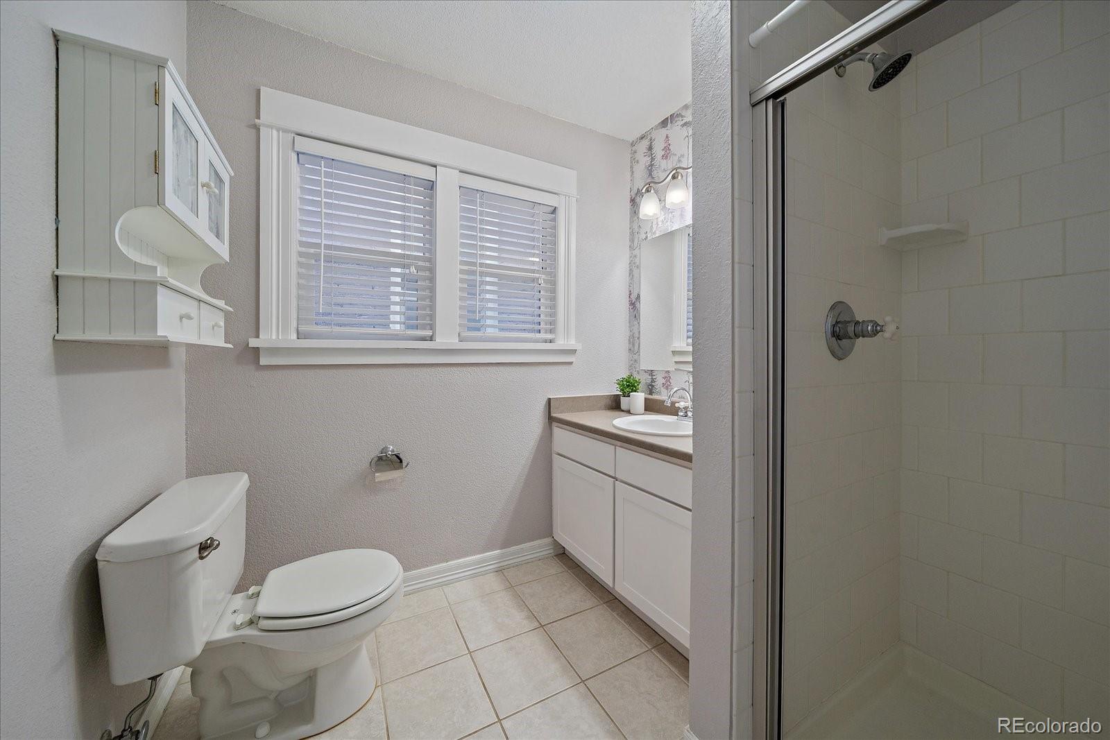 MLS Image #20 for 1576 n franklin street,denver, Colorado
