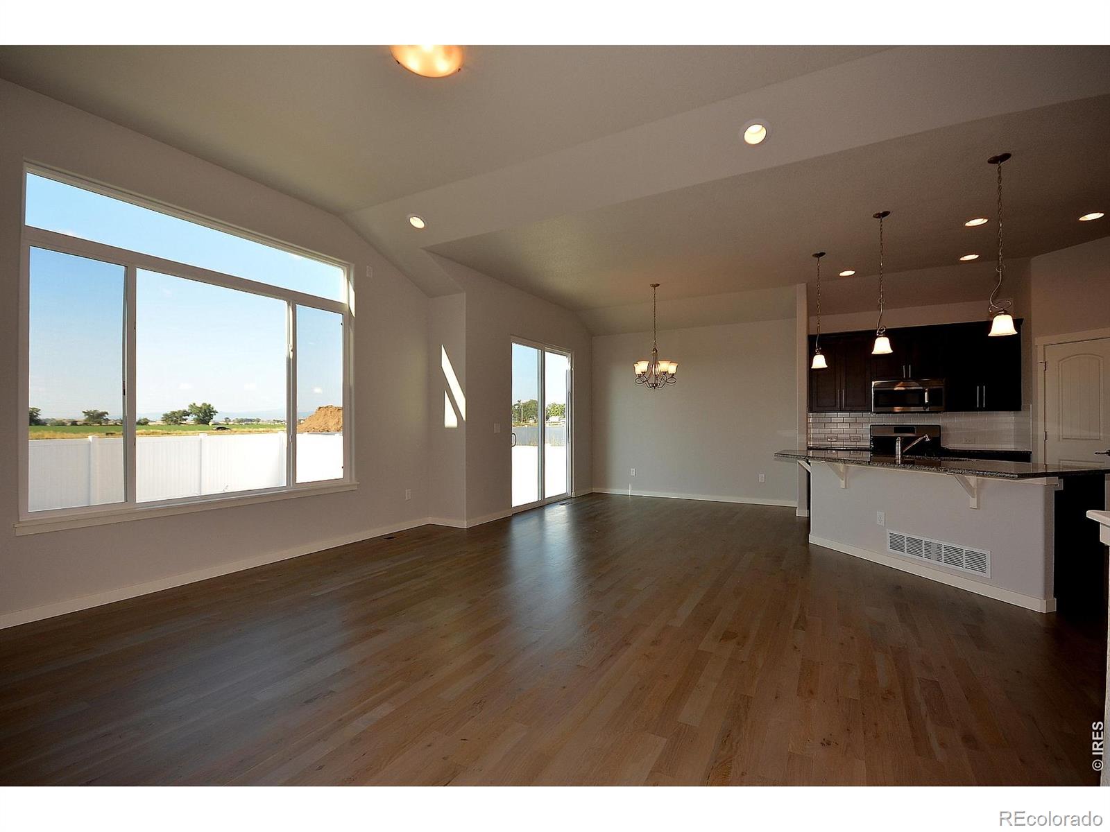 MLS Image #11 for 1145  bitterroot court,johnstown, Colorado