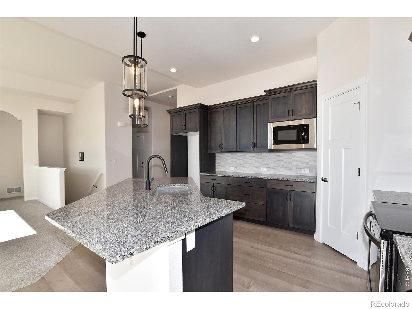 MLS Image #4 for 1145  bitterroot court,johnstown, Colorado